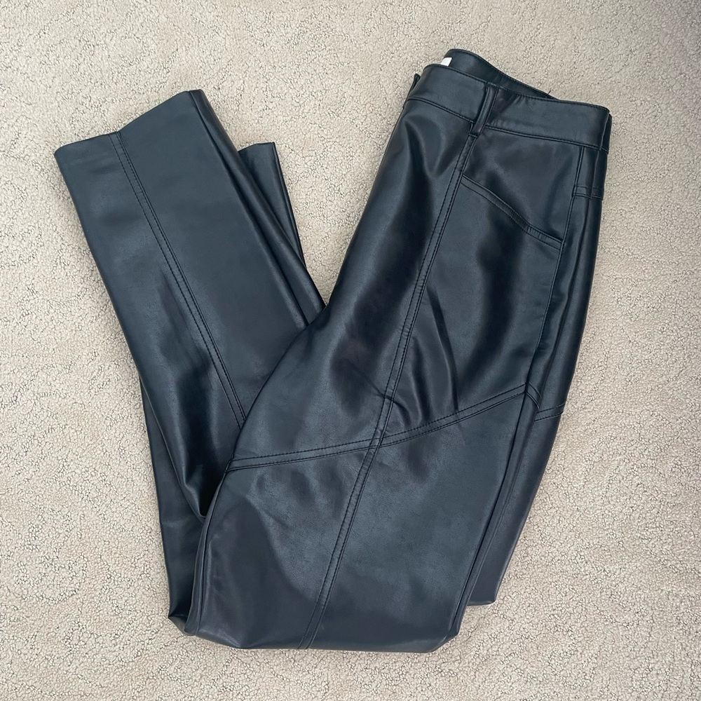 Aritzia vegan leather pants Black Size 10